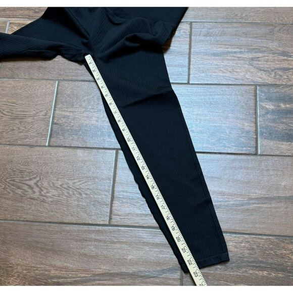 PINK Active Victorias Secret Black Ribbed Leggings 170/72A Sz MEDIUM - Picture 4 of 8